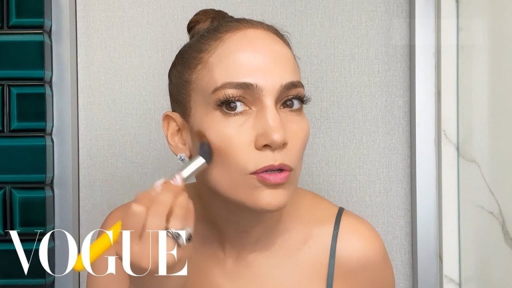 Bí quyết làm đẹp từ Jennifer Lopez: Làm thế nào để có làn da rạng rỡ và vẻ ngoài tươi trẻ